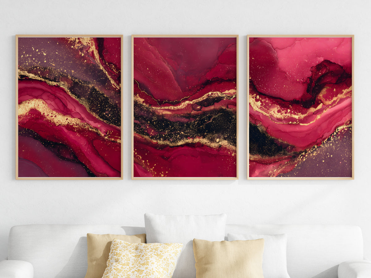Garnet Gold Panorama — close-up detail — gold spatter and near-black ink depth in garnet masses